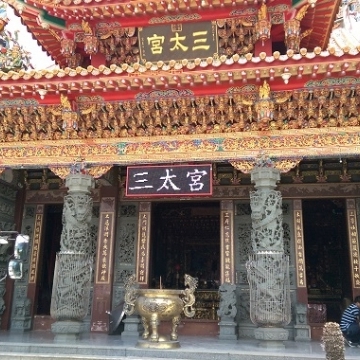 全彩字幕機